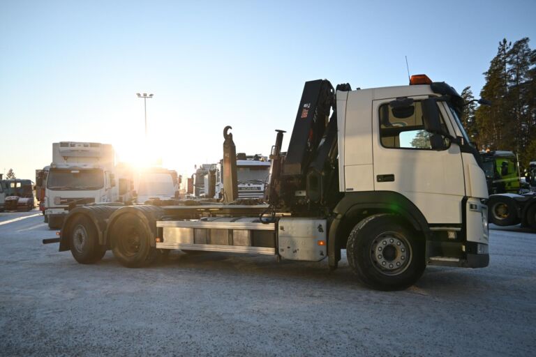 Volvo FM450 6x2 HIAB 211 & Multilift