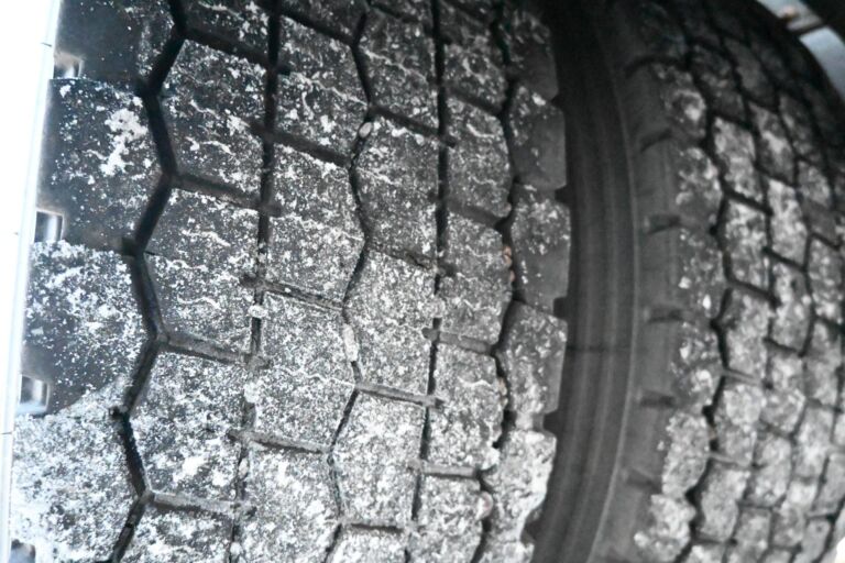 Scania R560 8x4*4 Tridem koukkuauto