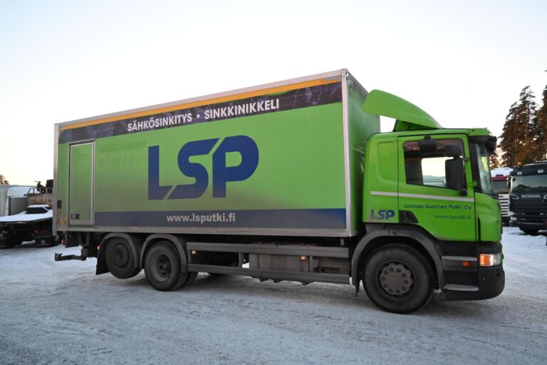 Scania P400 6x2 Sivuaukeava