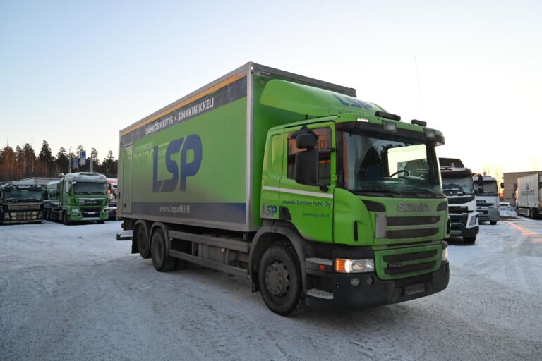 Scania P400 6x2 Sivuaukeava