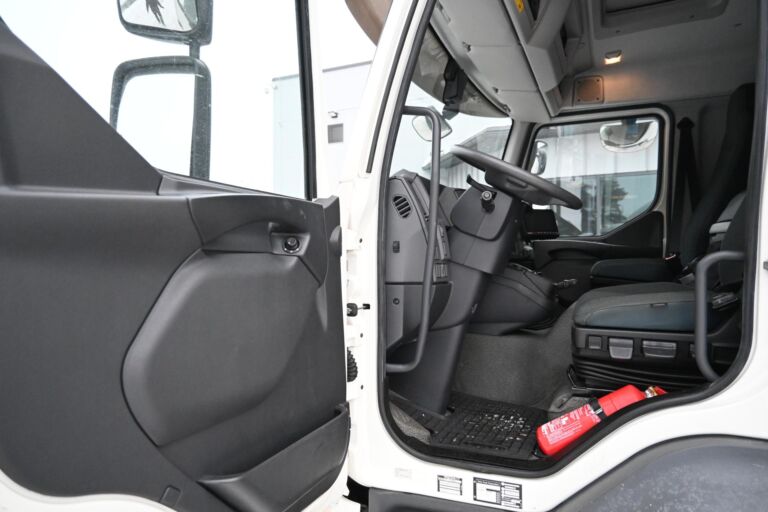 Volvo FL210 4x2