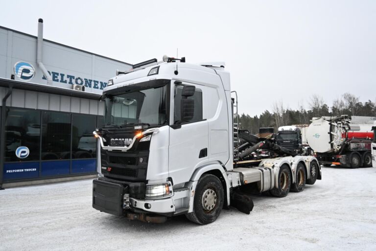 Scania R500 8x4*4 Tienhoito/Koukkuauto
