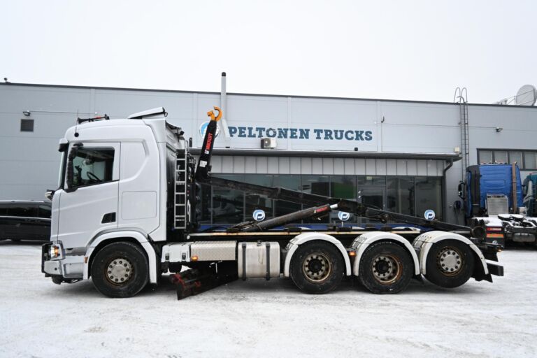 Scania R500 8x4*4 Tienhoito/Koukkuauto