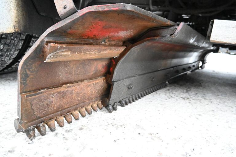 Scania R500 8x4*4 Tienhoito/Koukkuauto