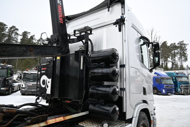 Scania R500 8x4*4 Tienhoito/Koukkuauto