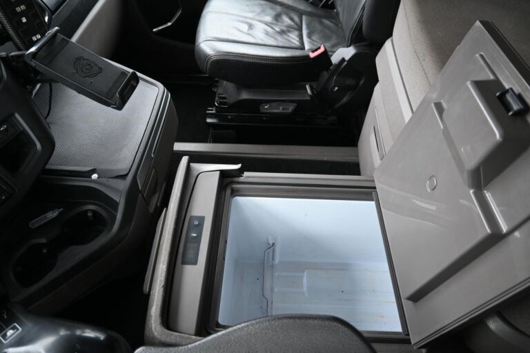 Scania R500 8x4*4 Tienhoito/Koukkuauto