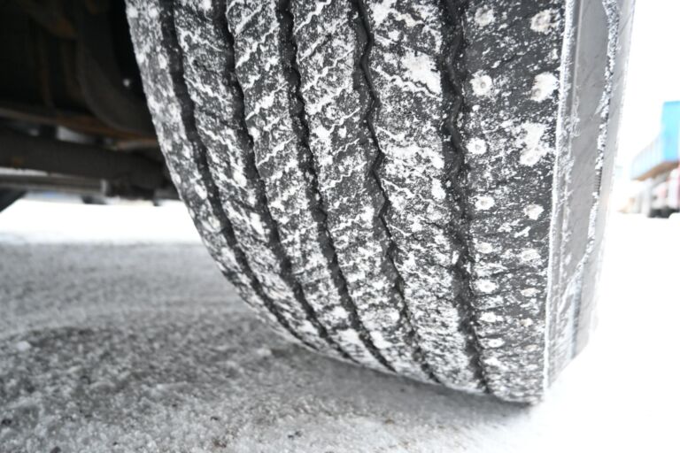 Scania R500 8x4*4 Tienhoito/Koukkuauto