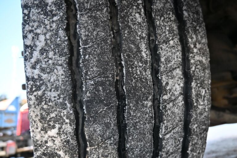 Scania R520 8x2 V8 koukku