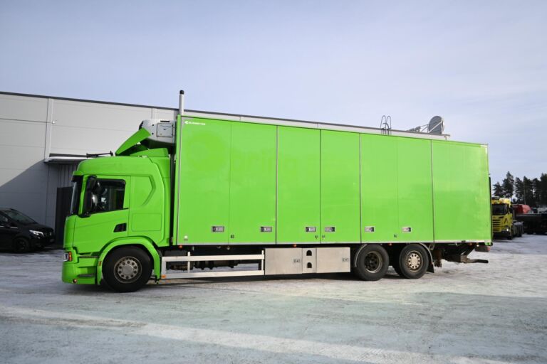 Scania P410 6x2*4 Carrier Supra