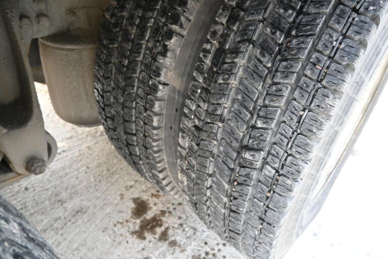 Scania P410 6x2*4 Carrier Supra