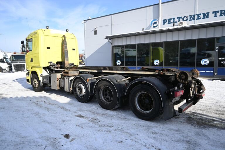 Scania R520 8x2 V8 koukku