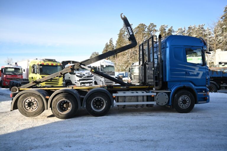 Scania R560 8x4*4 Tridem koukkuauto