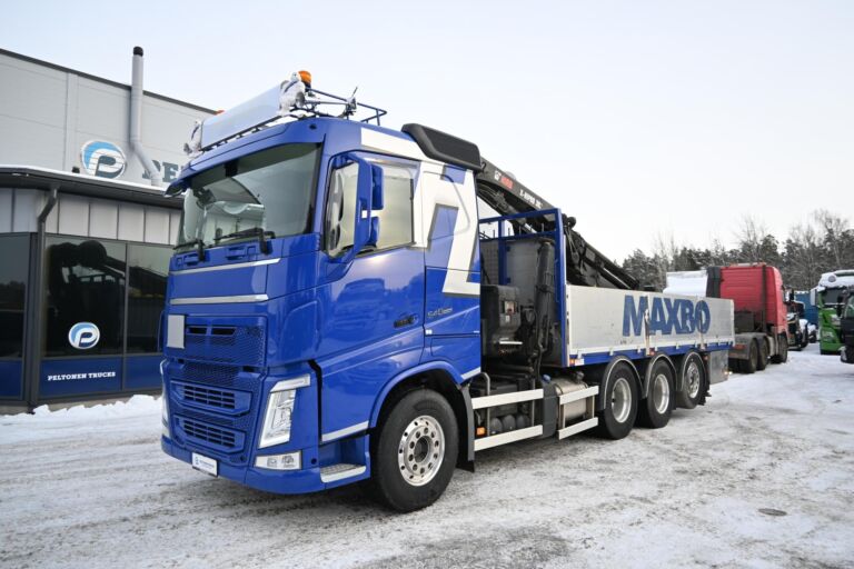 Volvo FH540 8x4*4 Tridem HIAB 302 8+1