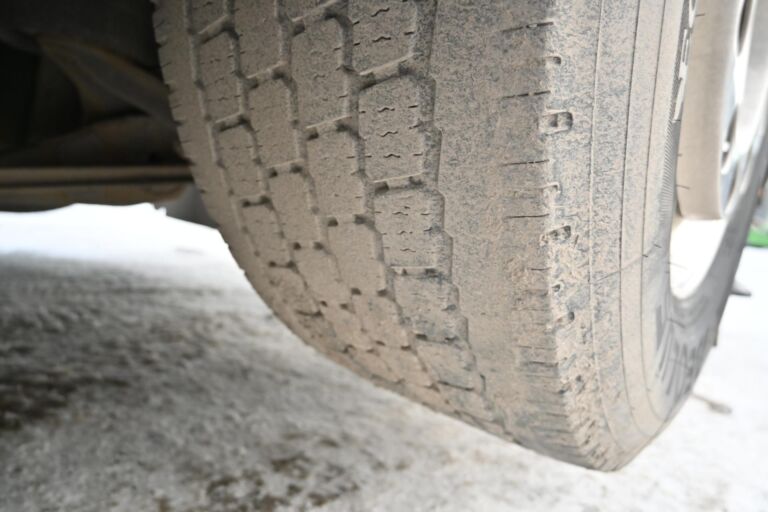 Volvo FH540 8x4*4 Tridem HIAB 302 8+1