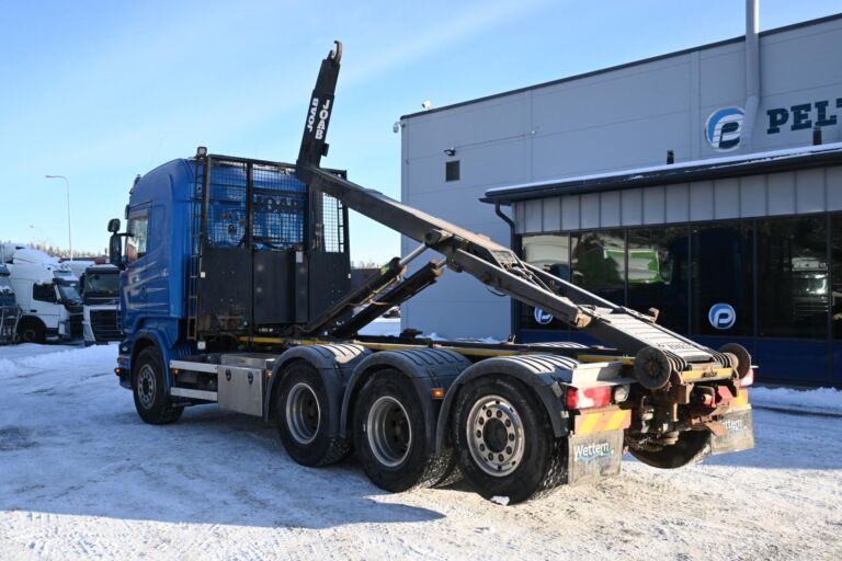 Scania R560 8x4*4 Tridem koukkuauto