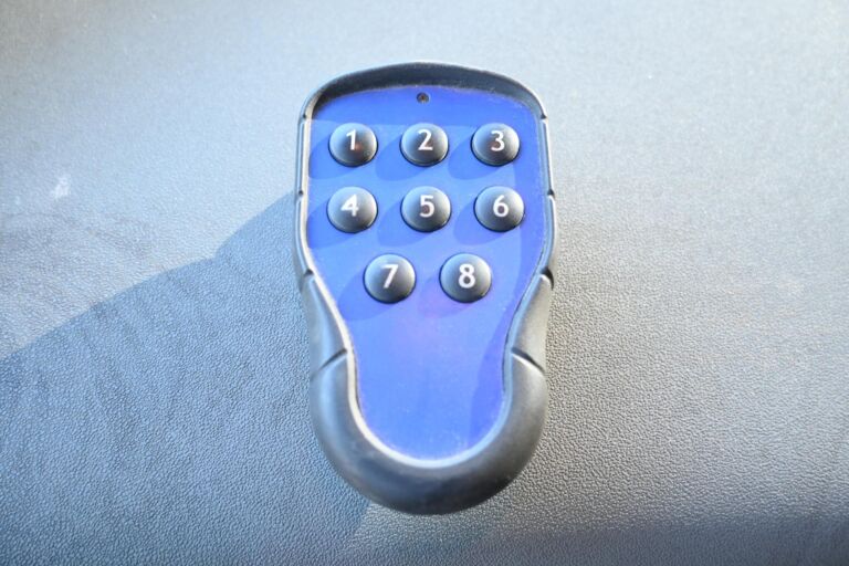 Volvo FH650 8x4*4 Tridem 7m koukkulaite