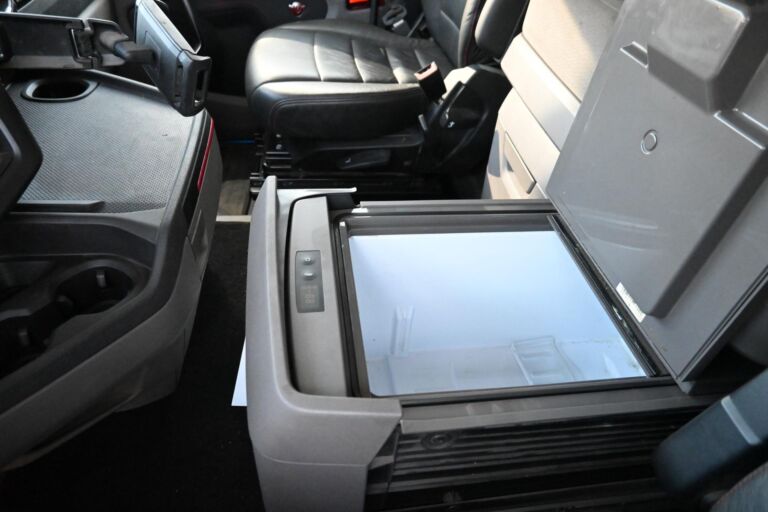 Scania R650 8x4*4 Tridem