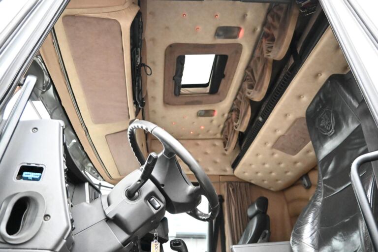 Scania R500 8x2 HIAB 244 & Multilift