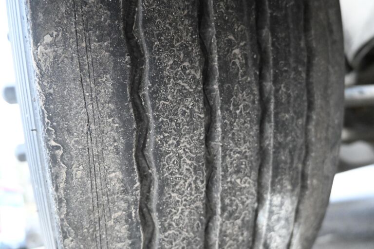 Scania R520 8x2 V8 koukku