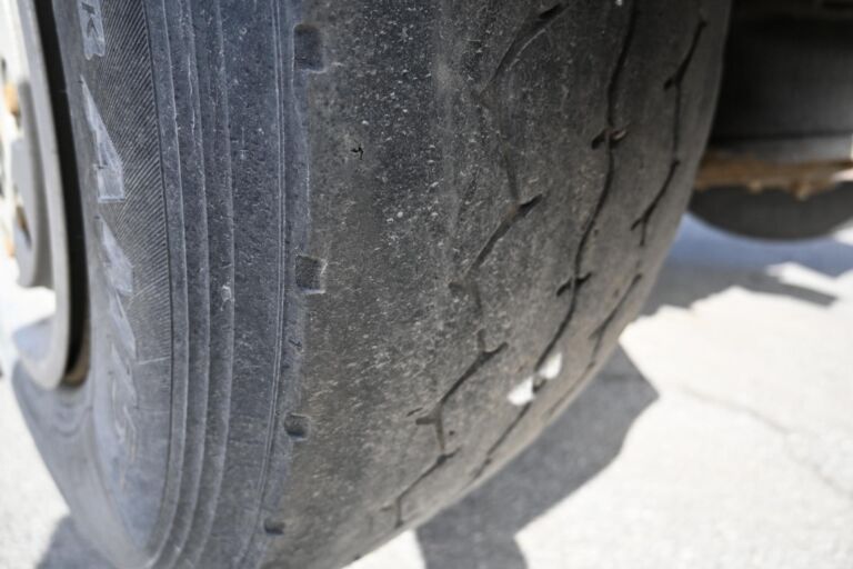 Scania R560 8x4*4 Tridem koukkuauto