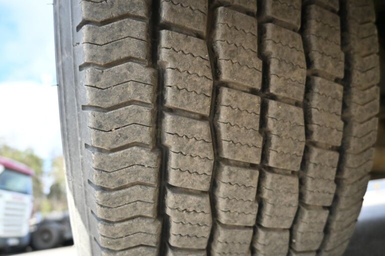 Scania R560 8x4*4 Tridem koukkuauto