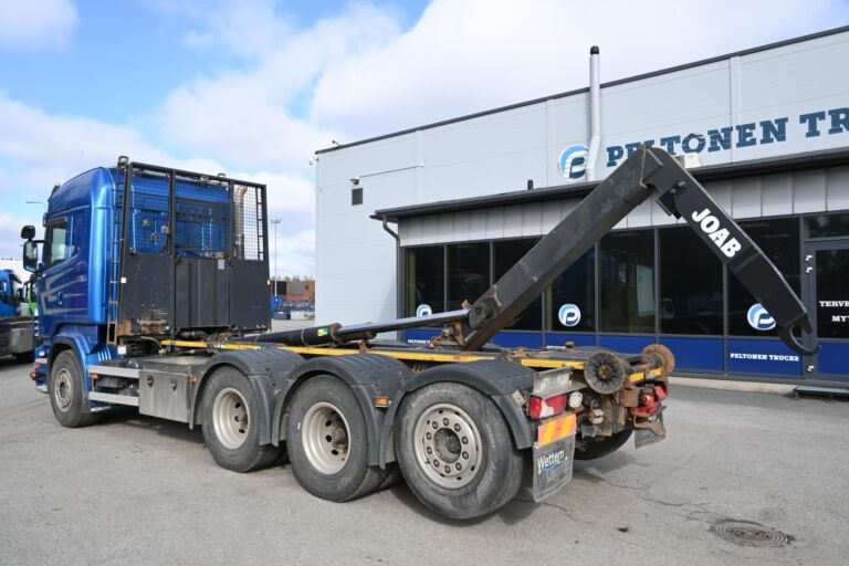 Scania R560 8x4*4 Tridem koukkuauto