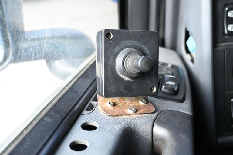 Scania R560 8x4*4 Tridem koukkuauto