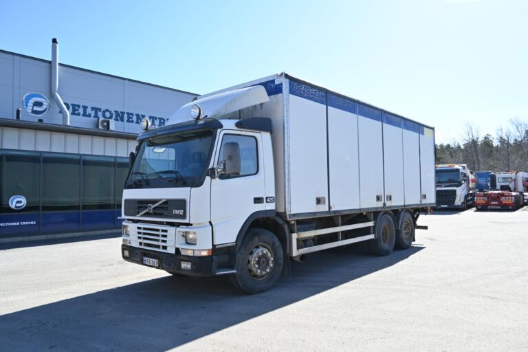 Volvo FM420 6x2 Huutokaupataan