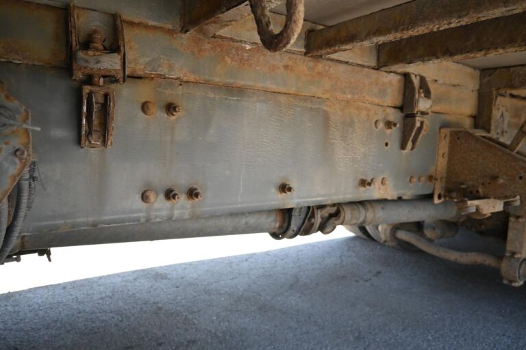 Volvo FM420 6x2 Huutokaupataan