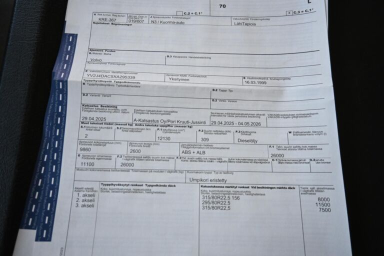 Volvo FM420 6x2 Huutokaupataan