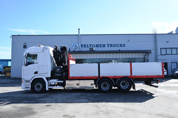 Scania R500 6×2 HIAB 302 7+1