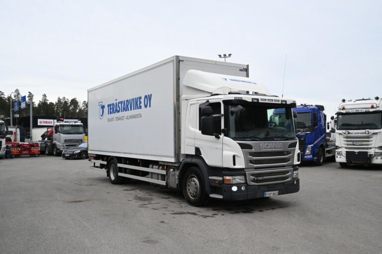 Scania P320 4x2