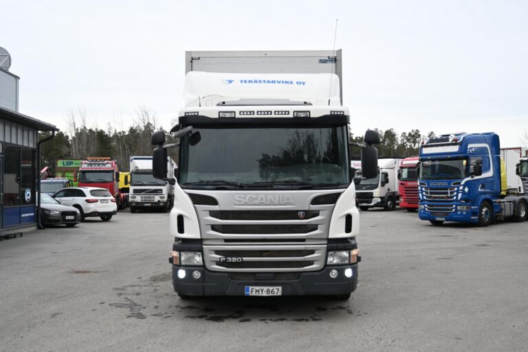 Scania P320 4x2
