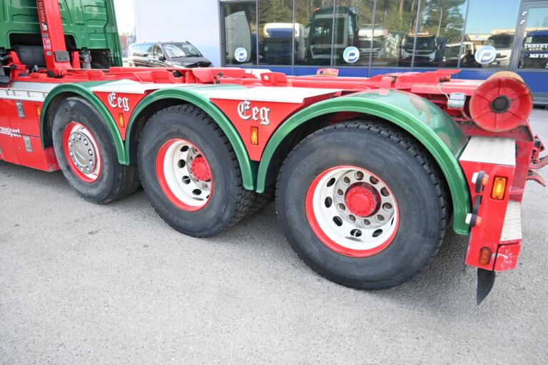 Volvo FH540 8x4/4 Koukkuauto