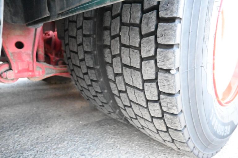 Volvo FH540 8x4/4 Koukkuauto