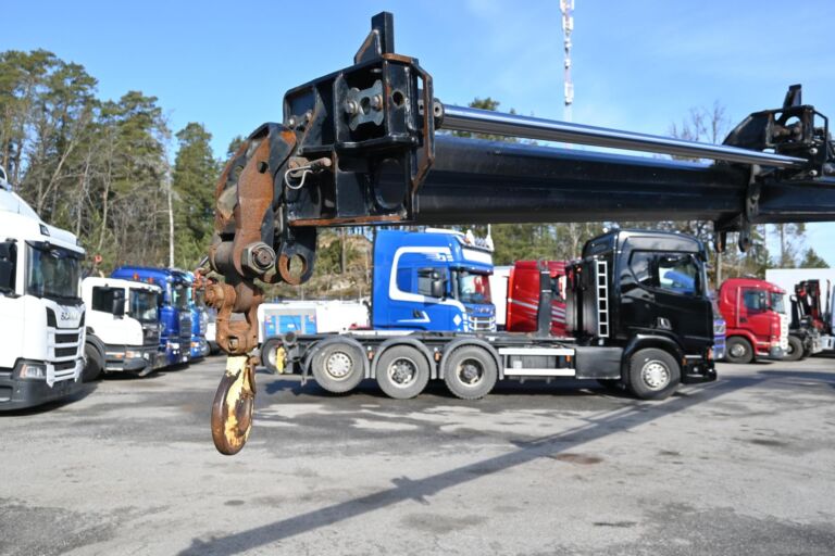Scania R500 6x2 HIAB 302 7+1