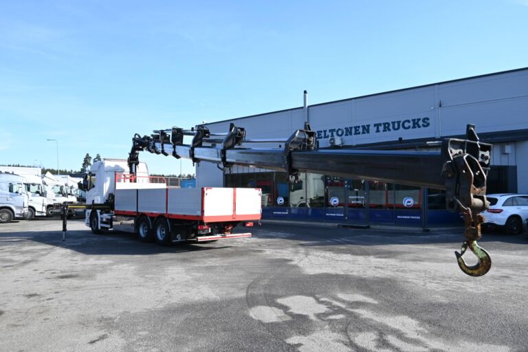 Scania R500 6x2 HIAB 302 7+1