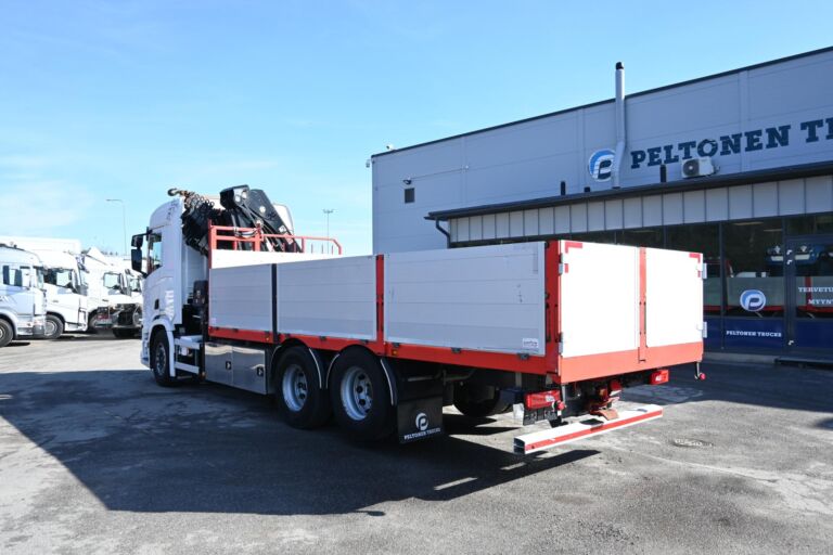 Scania R500 6x2 HIAB 302 7+1