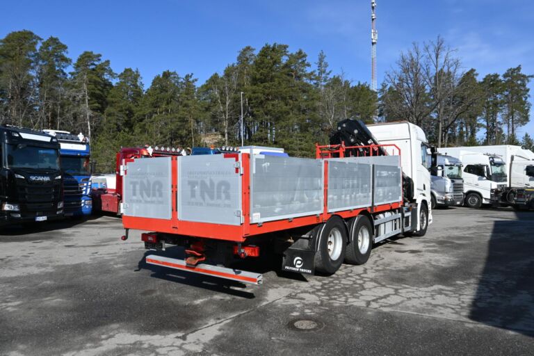 Scania R500 6x2 HIAB 302 7+1