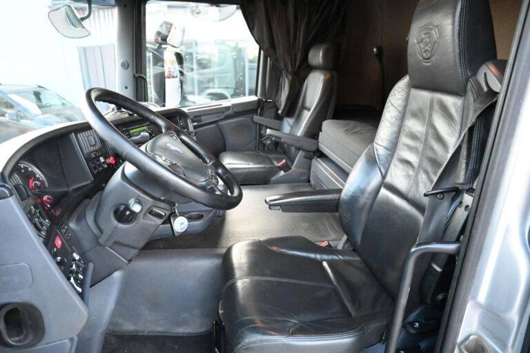 Scania G490 8x4 Maansiirto