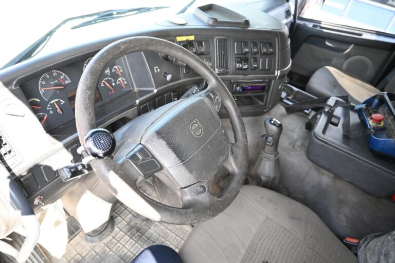 Volvo FM420 6x2 EFFER 310 5+1