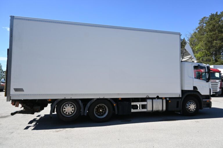Scania P400 6x2