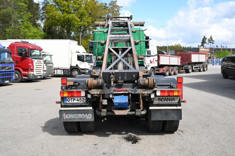Scania R124 vaihtolava-auto