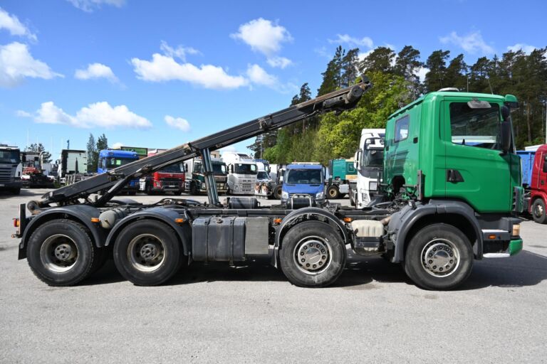 Scania R124 vaihtolava-auto