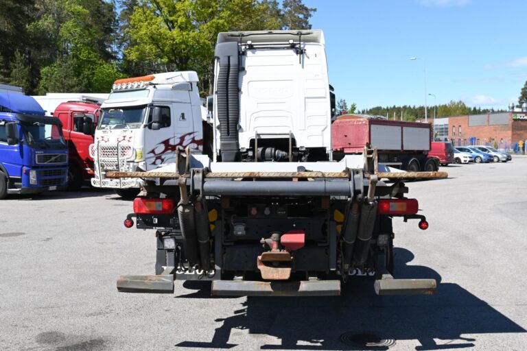 Volvo FH500 6x2 konttialusta