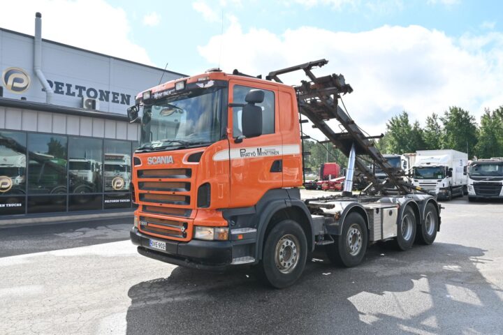 Scania R500 8×4 Rautajouset