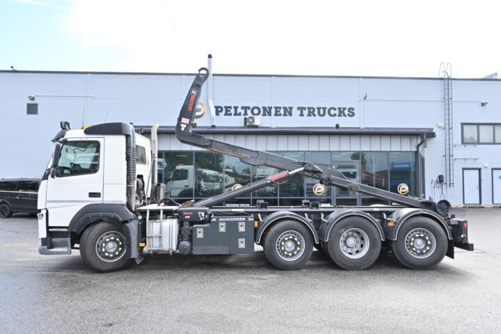 Volvo FM460 8×2 212tkm