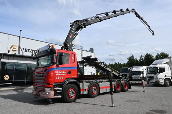 Scania R450 8×2 HIAB 377 & Jibb