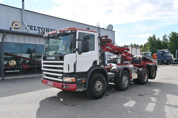 Scania P340 8×2 vaijeriauto