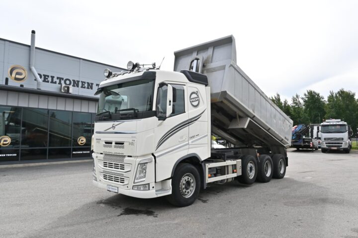Volvo FH500 8×4/4 Maansiirto